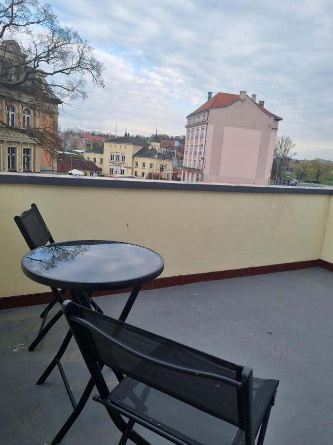 Przy Zelaznym Moscie Acomodação com café da manhã Kłodzko Exterior foto